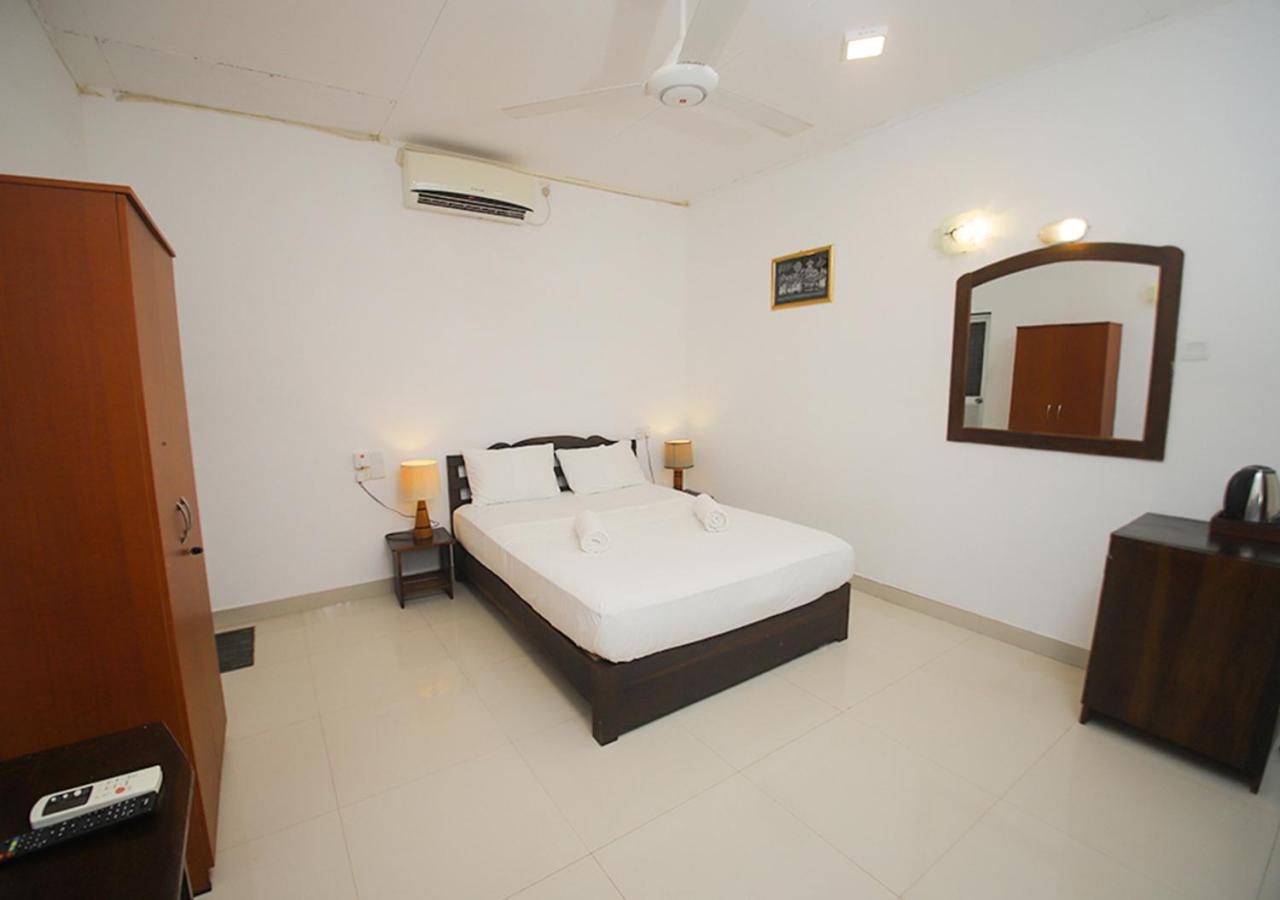 Birdsong Leisure Resort Tissamaharama Exterior photo